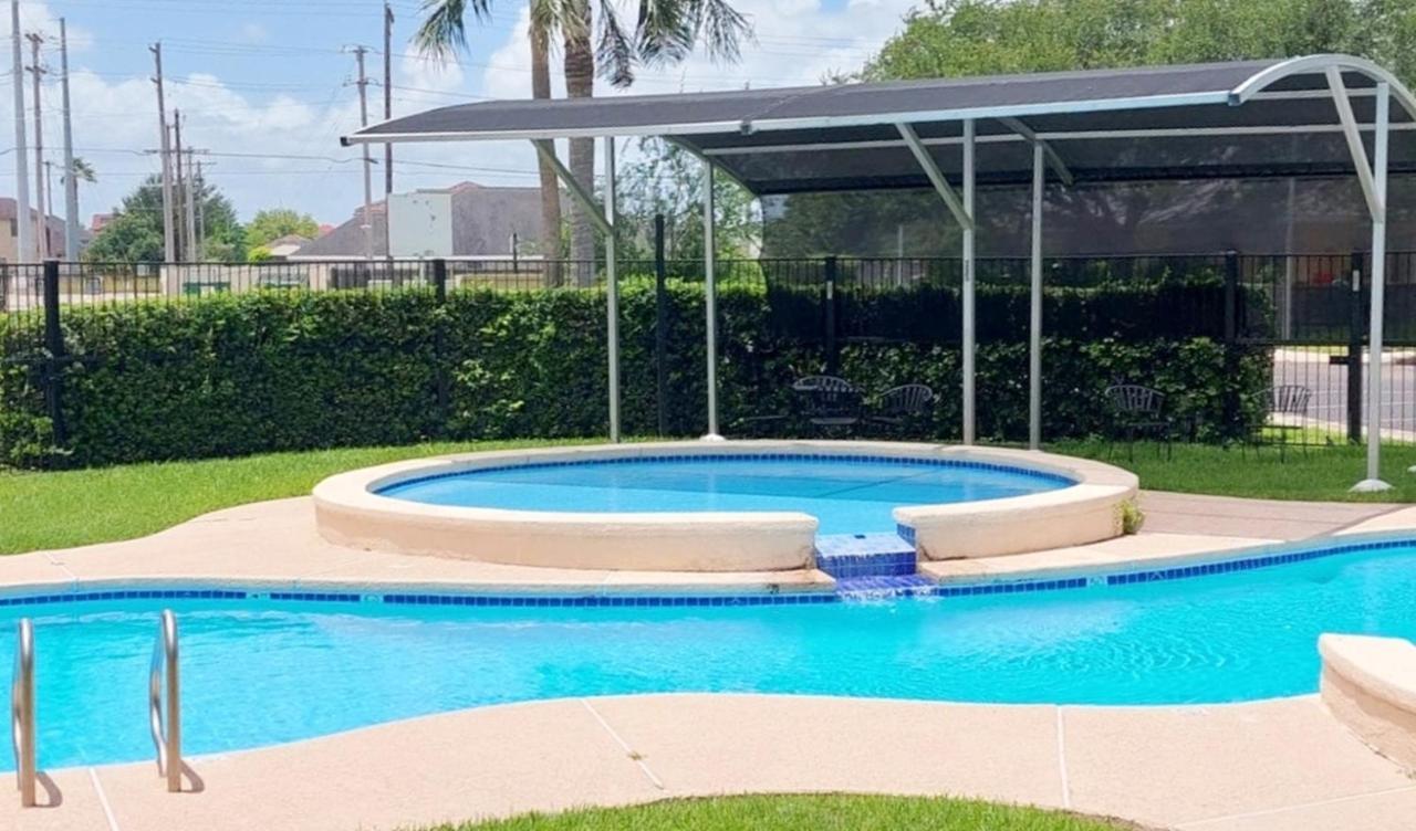 Beautifully Furnished 3Bd 2Br Pool Gated Condo In Mcallen, Tx Pharr Esterno foto