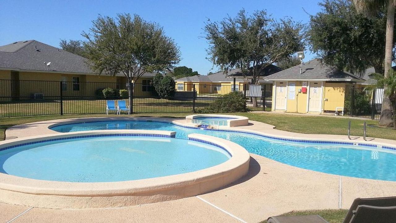Beautifully Furnished 3Bd 2Br Pool Gated Condo In Mcallen, Tx Pharr Esterno foto